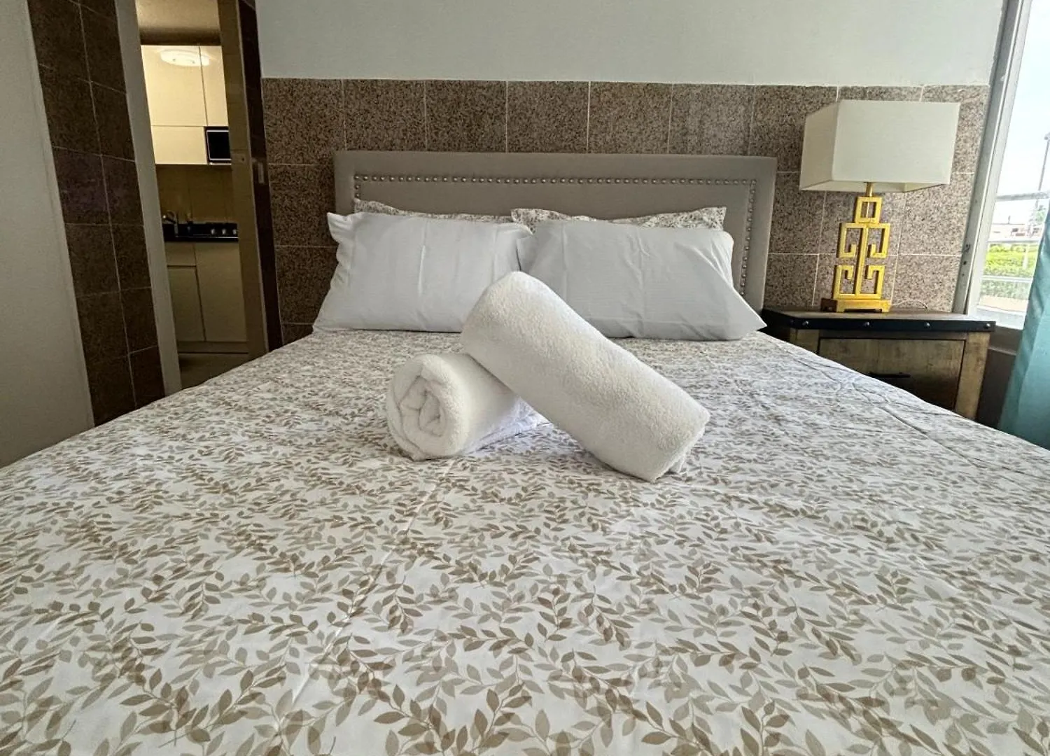 Isla Verde Modern Apartment With Pool San Juan